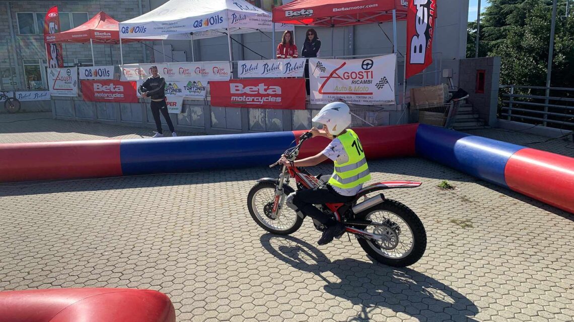 Ultimo weekend di Settembre con la Scuola Avviamento Trial presente al Centro Commerciale Oasi di Tortona